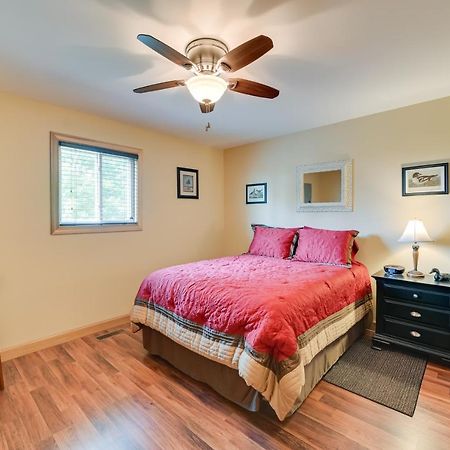 Kentucky Lake Getaway With Lookout Deck, Water View! New Concord Екстериор снимка