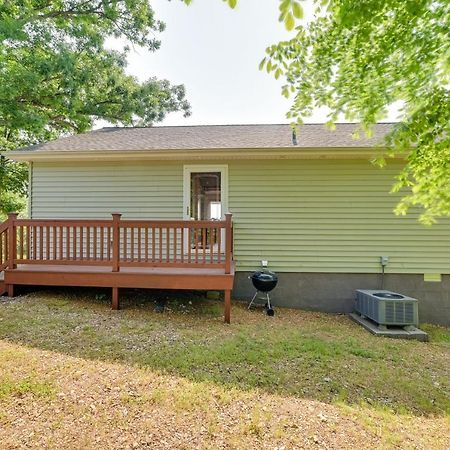 Kentucky Lake Getaway With Lookout Deck, Water View! New Concord Екстериор снимка