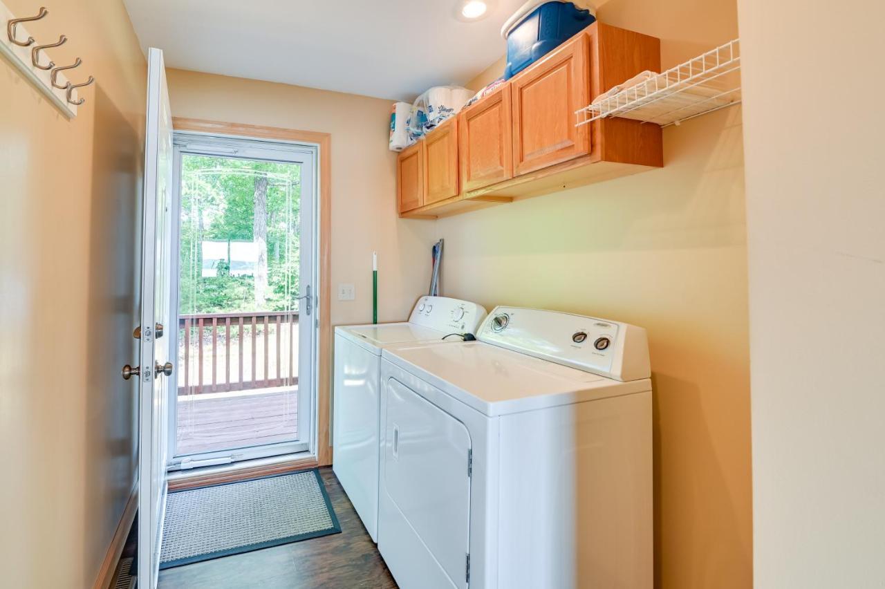 Kentucky Lake Getaway With Lookout Deck, Water View! New Concord Екстериор снимка